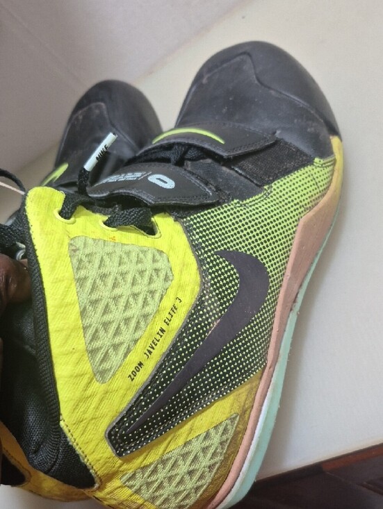 Nike Kids Black and Neon Yellow High-Top Sneakers main image 5